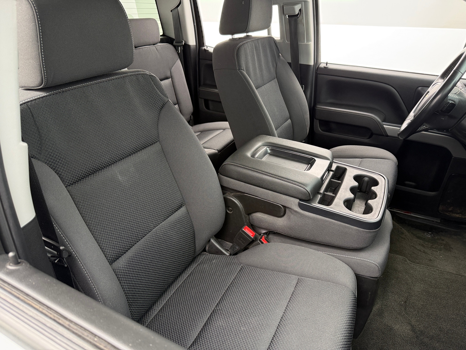 Thumbnail: 2018 Chevrolet Silverado 1500 - 2