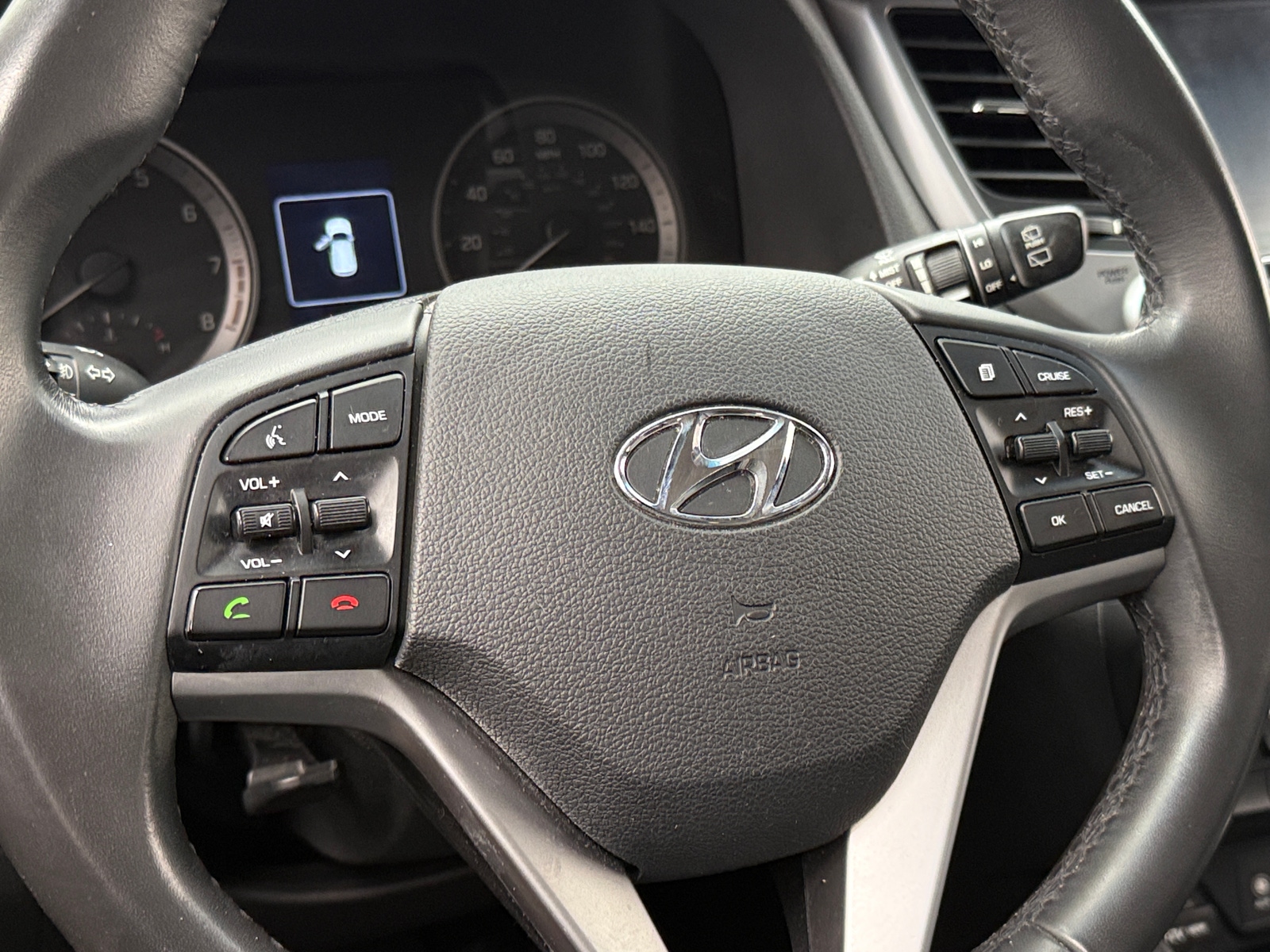 Thumbnail: 2017 Hyundai Tucson - 4