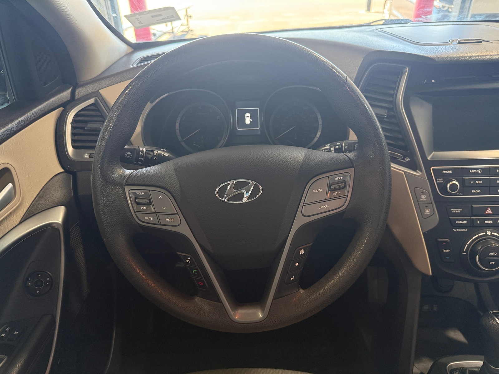 Thumbnail: 2017 Hyundai Santa Fe - 5