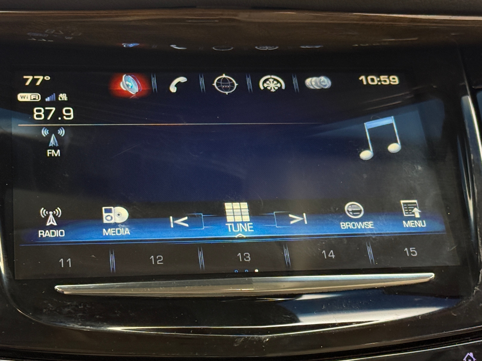 Thumbnail: 2019 Cadillac Escalade - 3