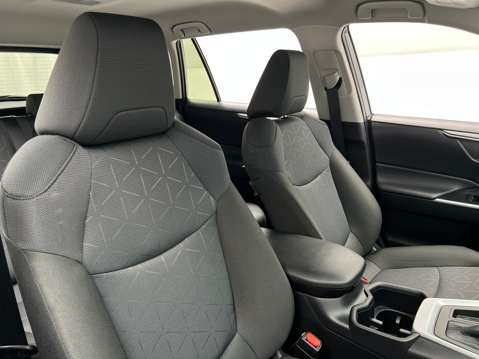 Thumbnail: 2025 Toyota RAV4 - 2