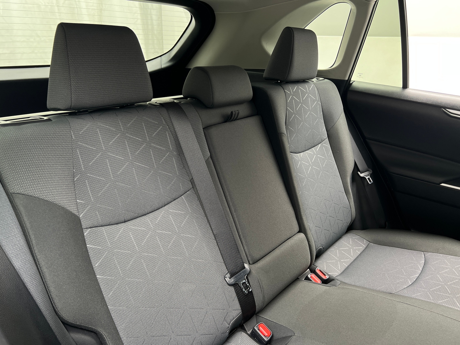 Thumbnail: 2025 Toyota RAV4 - 6