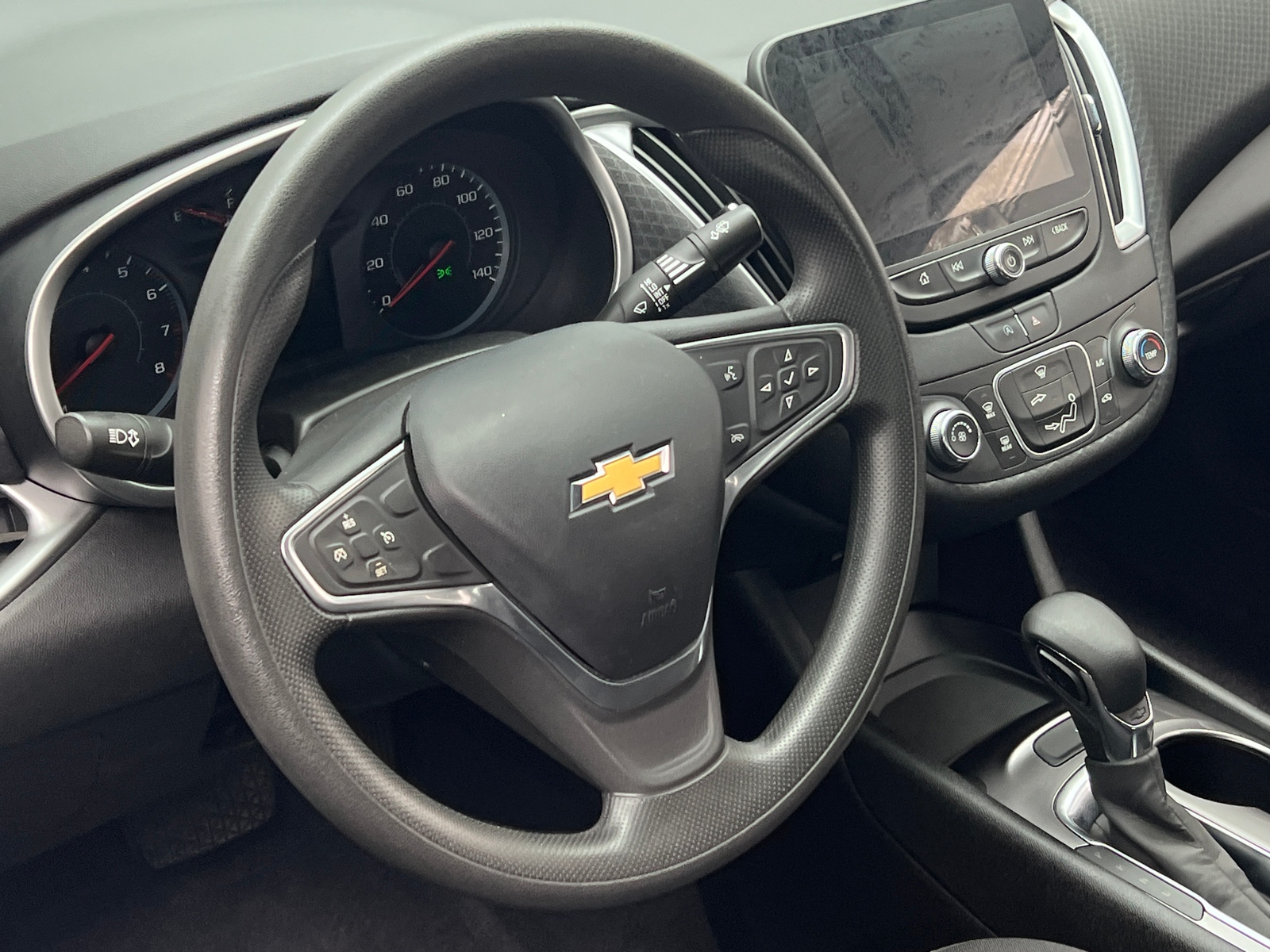 Thumbnail: 2022 Chevrolet Malibu - 5