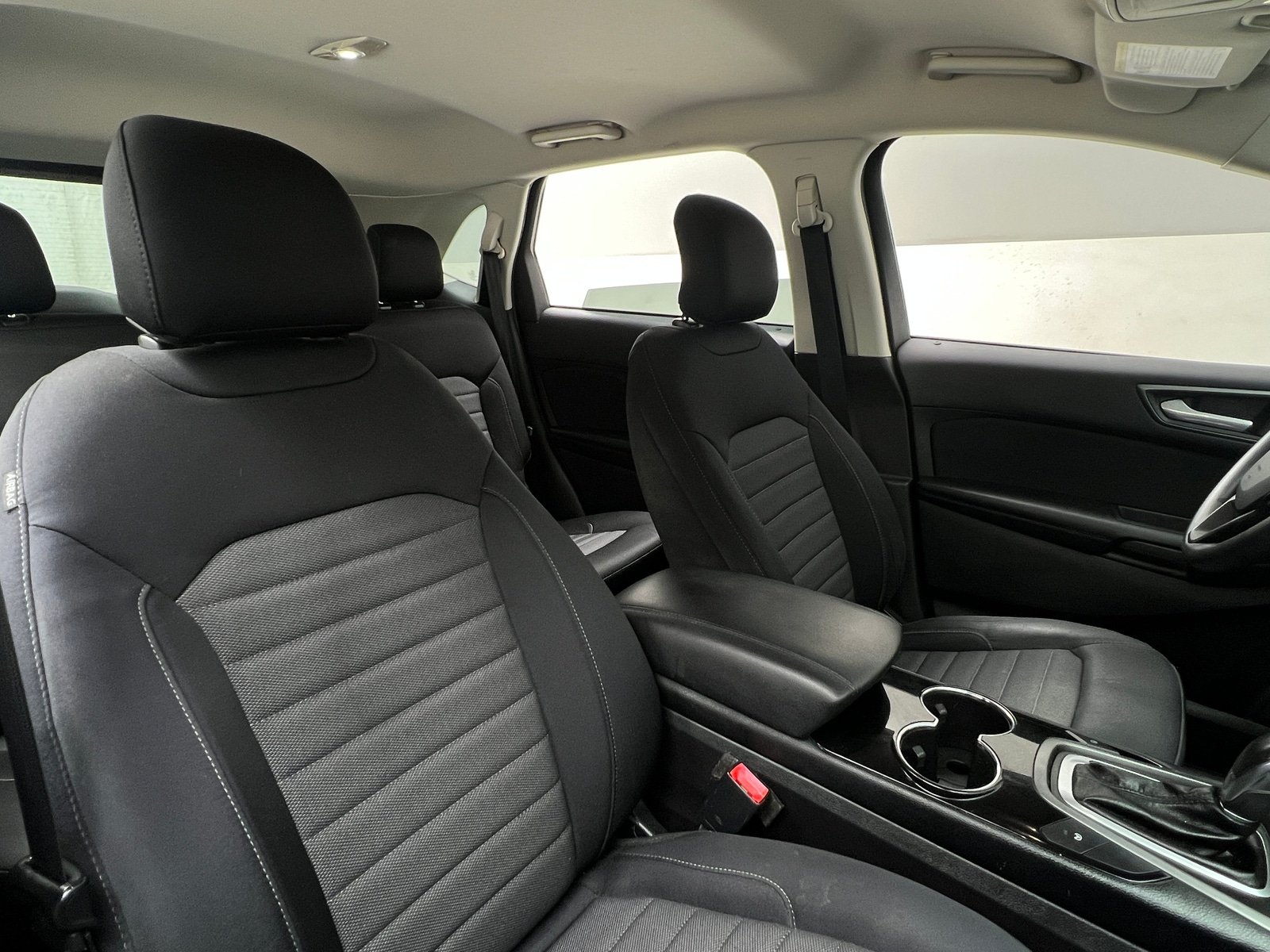 Thumbnail: 2016 Ford Edge - 2