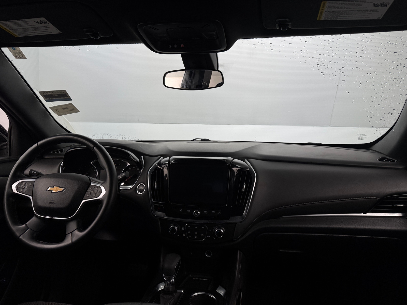 Thumbnail: 2023 Chevrolet Traverse - 3