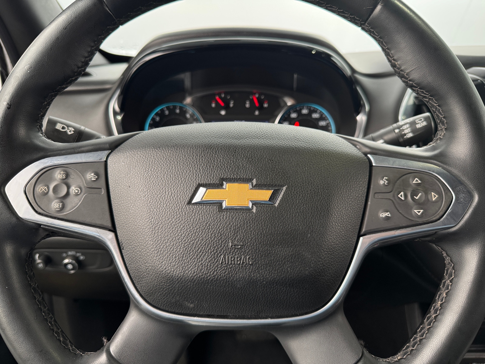 Thumbnail: 2023 Chevrolet Traverse - 5