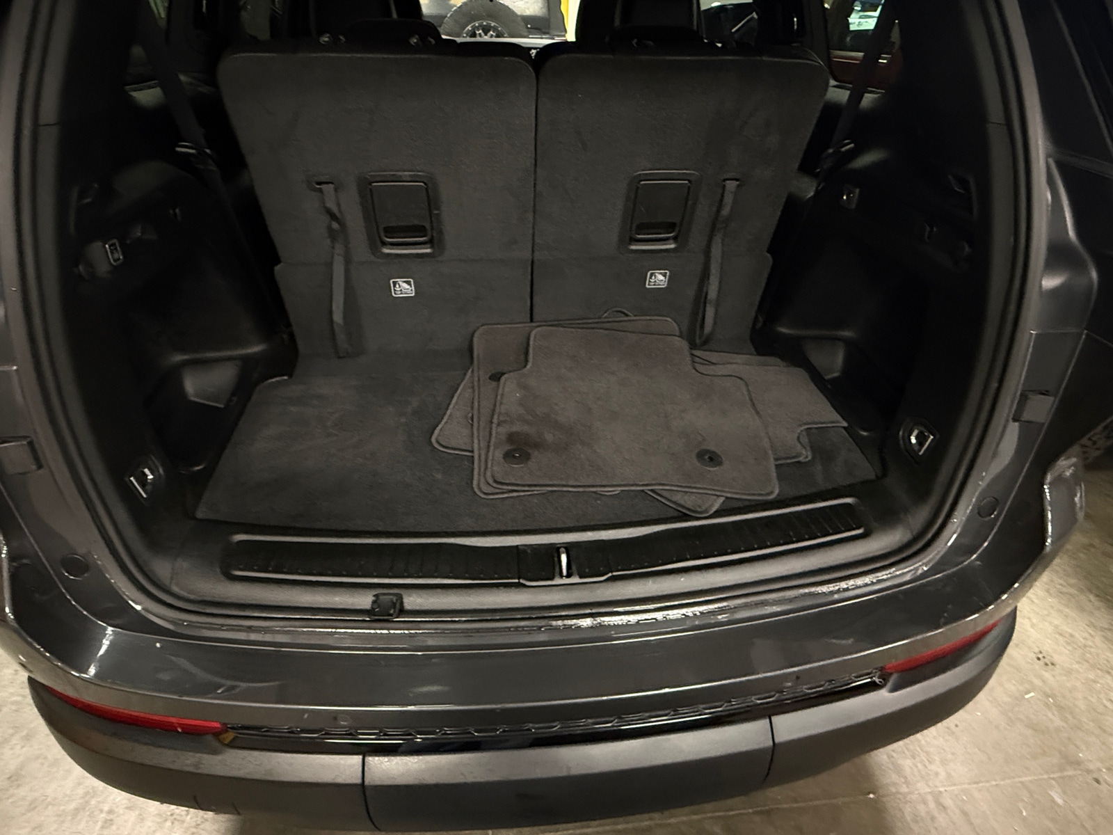 Thumbnail: 2022 Jeep Grand Cherokee L - 6