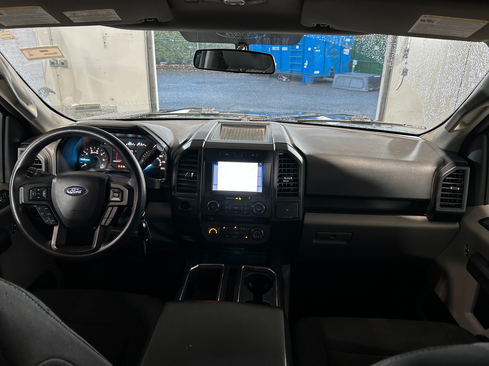 Thumbnail: 2018 Ford Econoline - 3