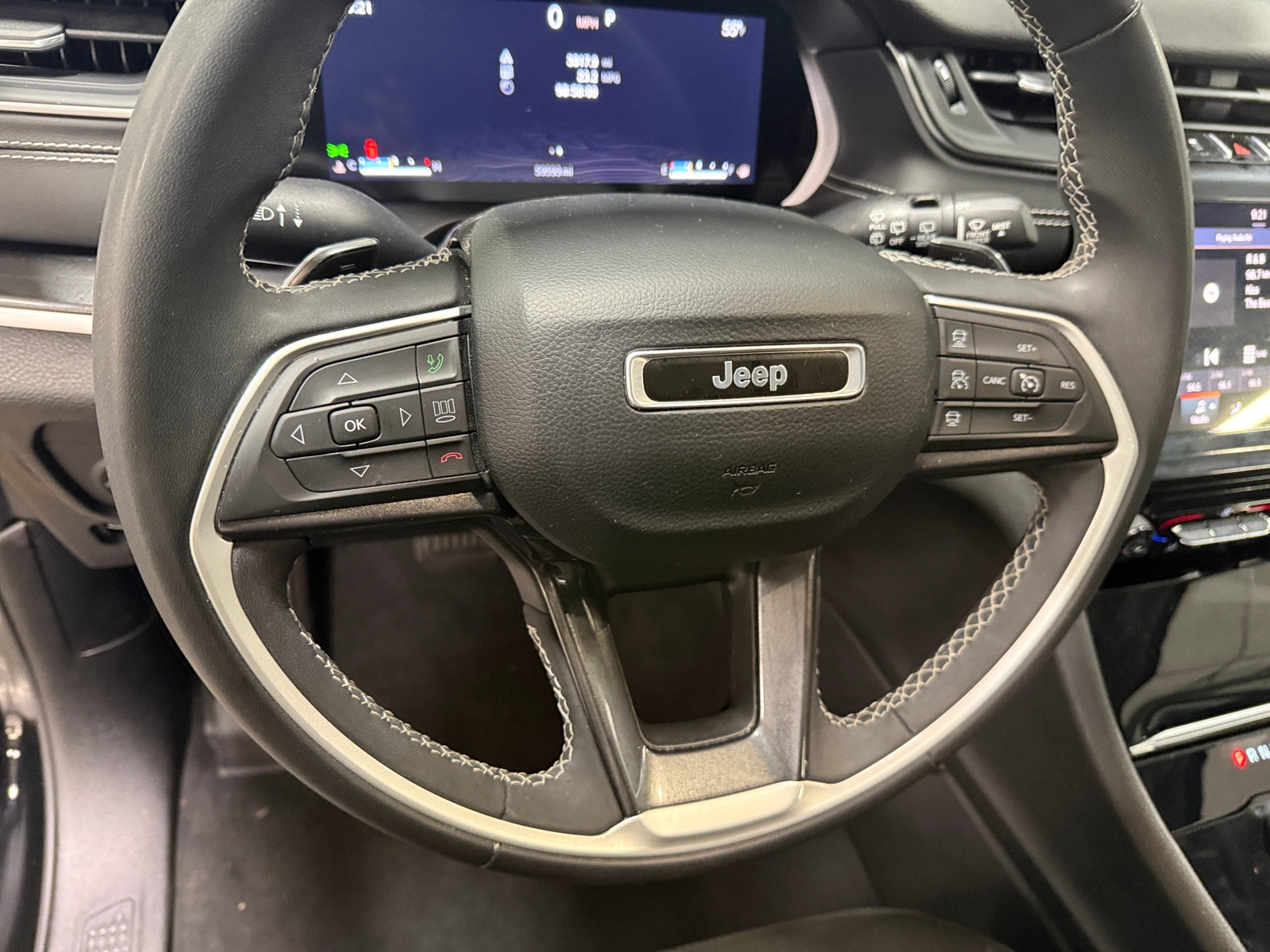 Thumbnail: 2022 Jeep Grand Cherokee L - 5