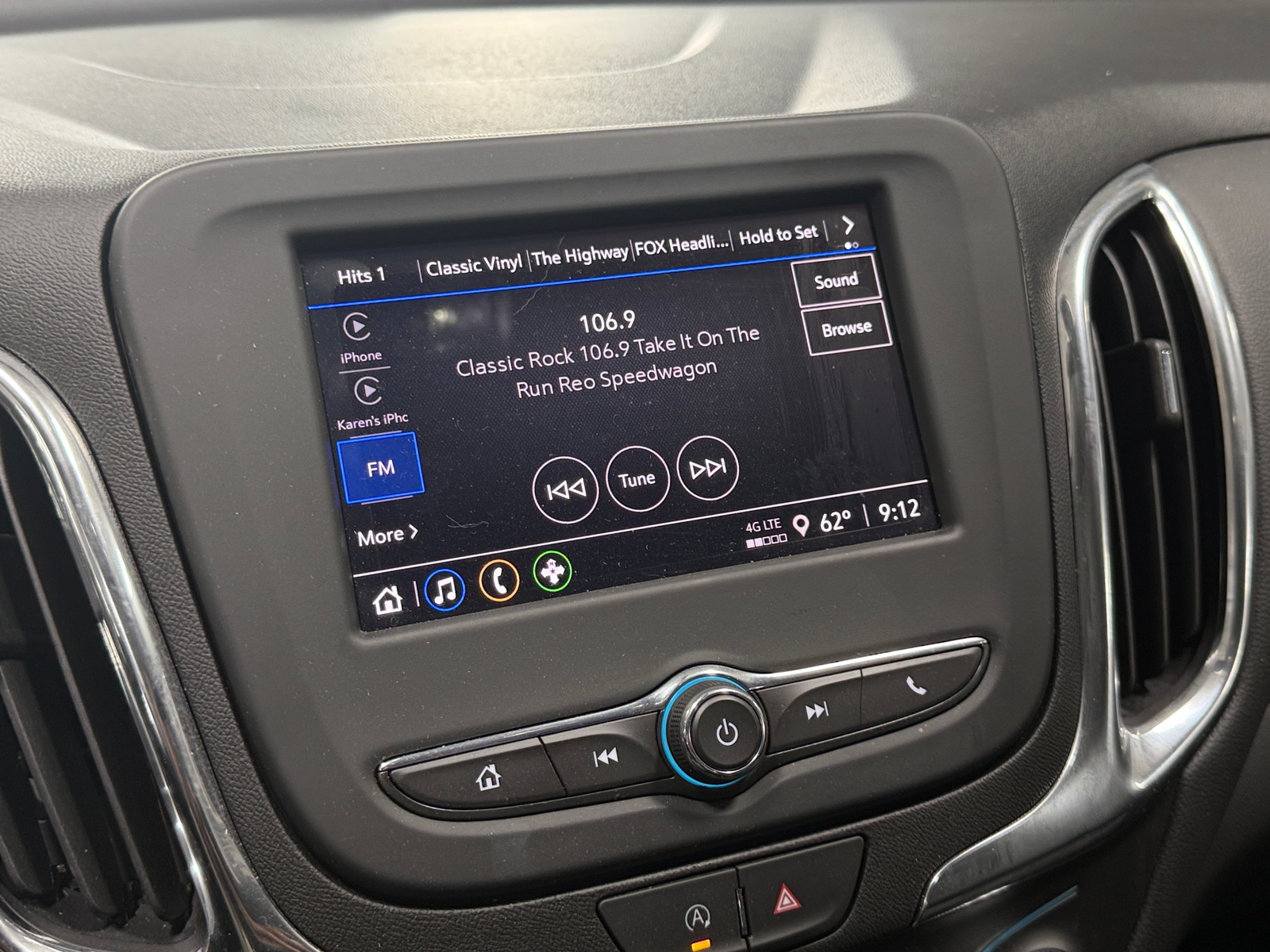 Thumbnail: 2024 Chevrolet Equinox - 4