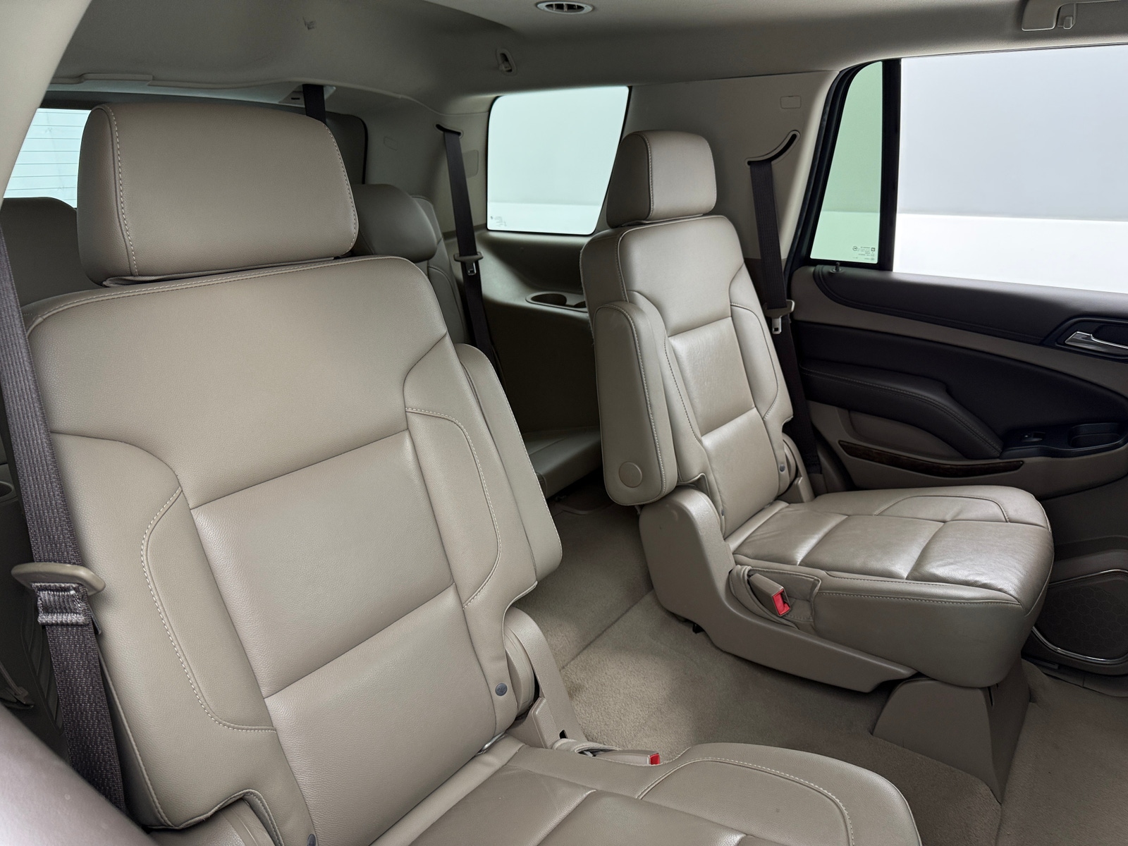 Thumbnail: 2019 Chevrolet Tahoe - 5