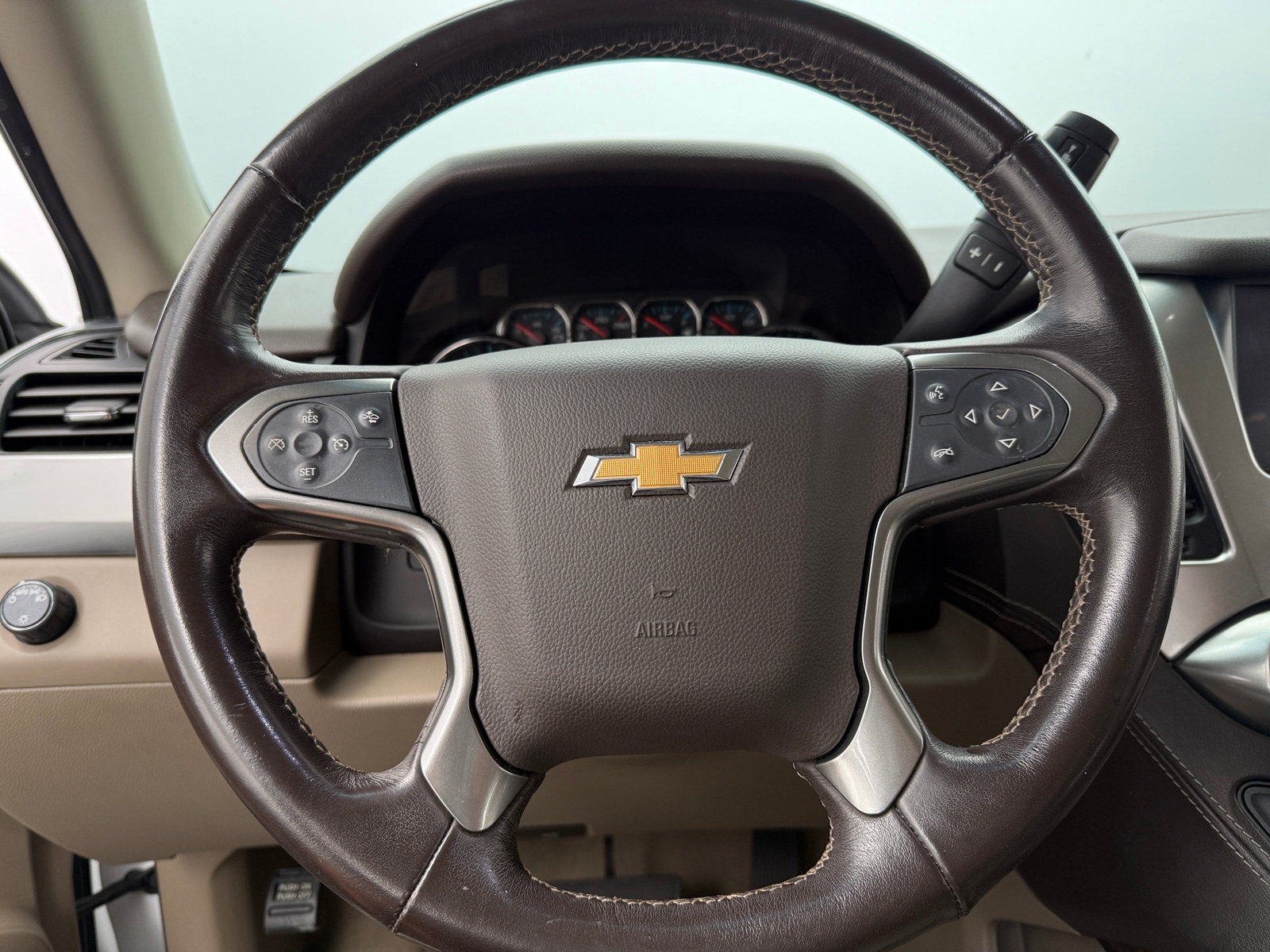 Thumbnail: 2019 Chevrolet Tahoe - 4