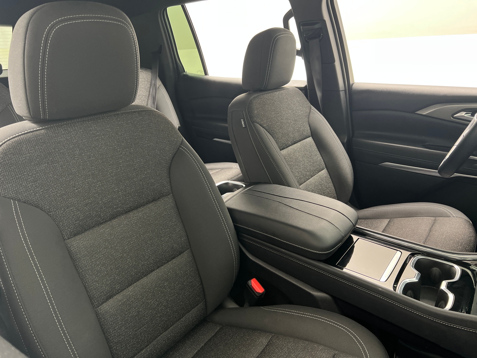 Thumbnail: 2024 Chevrolet Traverse - 2