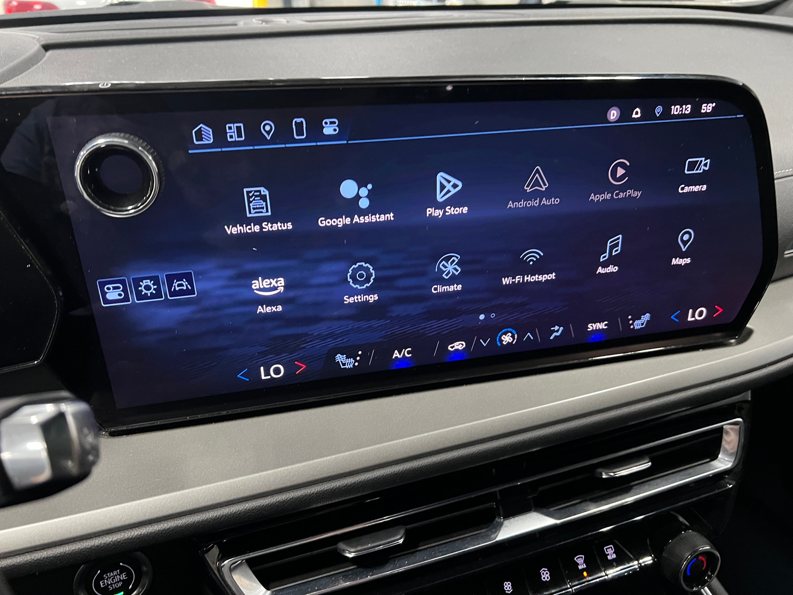 Thumbnail: 2024 Chevrolet Traverse - 4