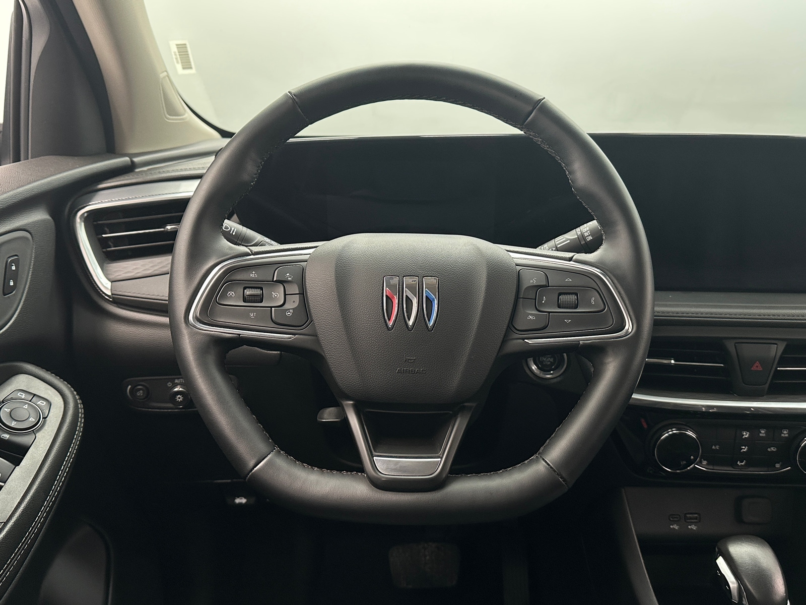 Thumbnail: 2024 Buick Encore GX - 4