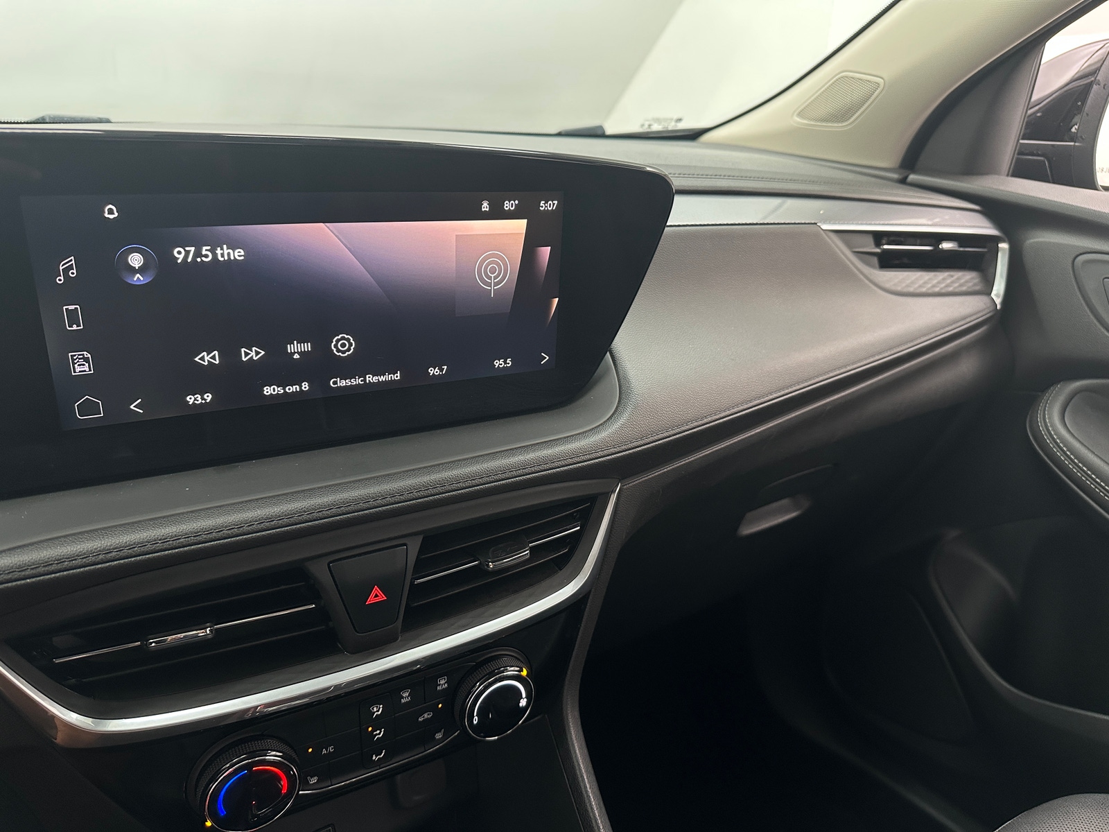 Thumbnail: 2024 Buick Encore GX - 3