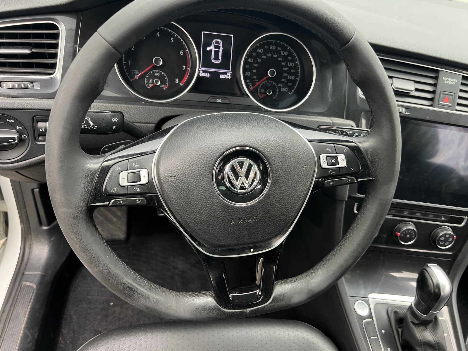 Thumbnail: 2018 Volkswagen Golf - 4