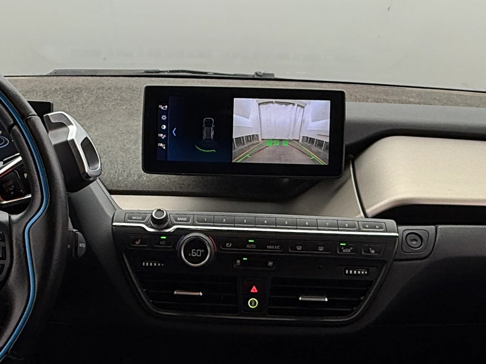 Thumbnail: 2018 BMW i3 - 4