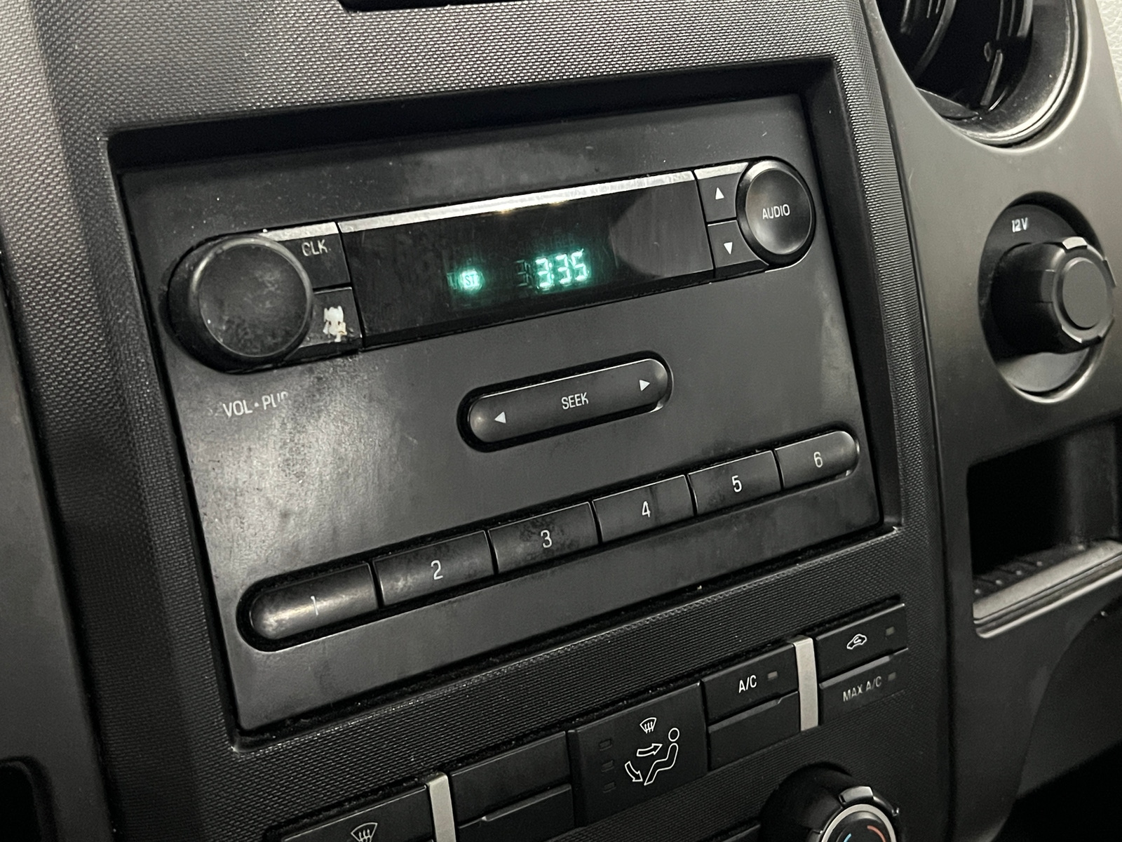 Thumbnail: 2013 Ford Econoline - 4