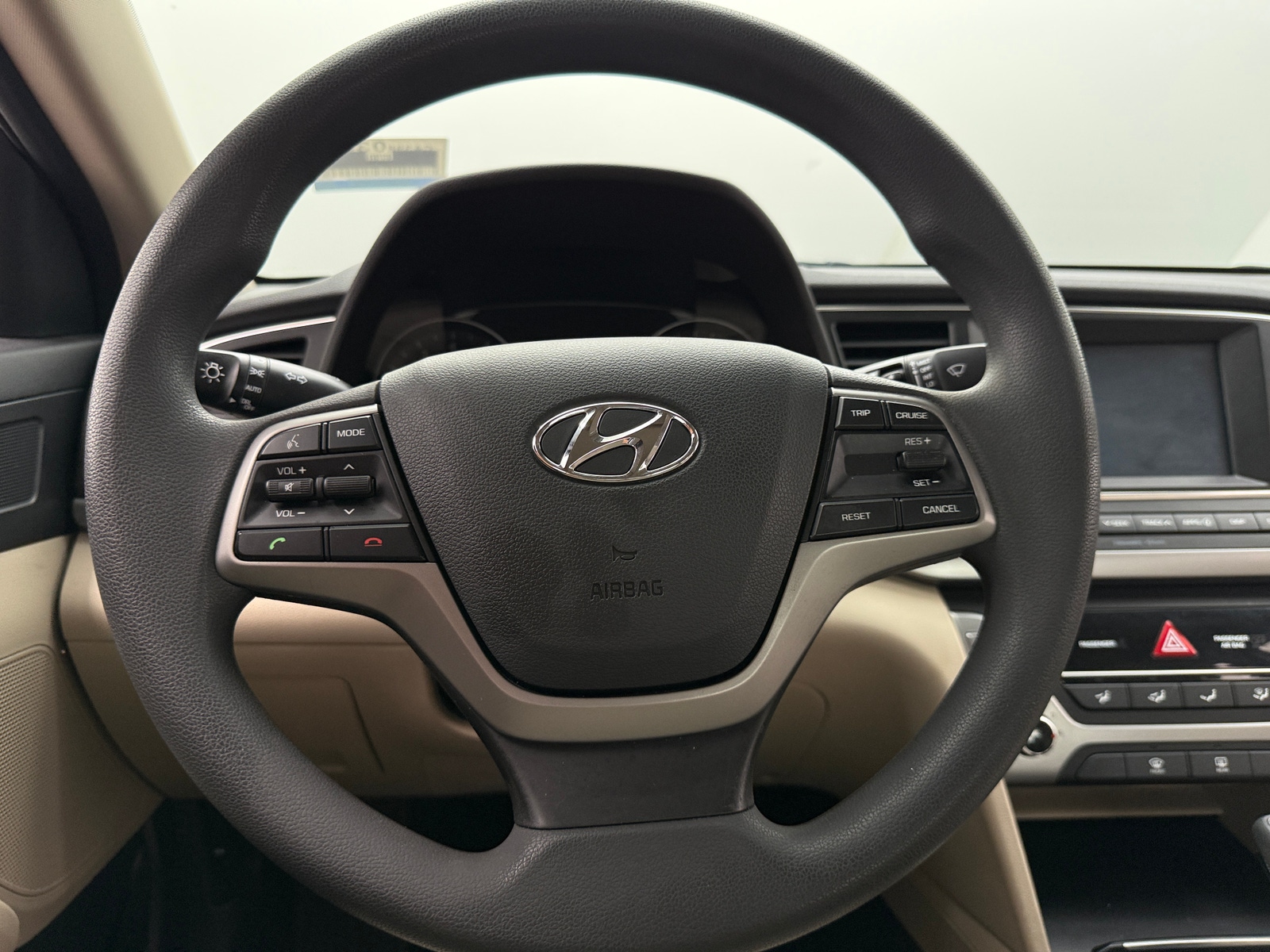 Thumbnail: 2017 Hyundai Elantra - 5