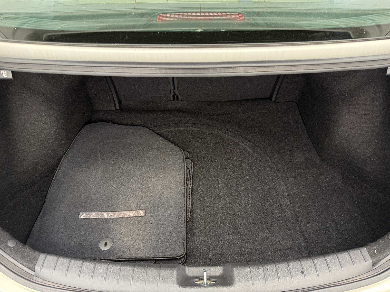 Thumbnail: 2017 Hyundai Elantra - 7