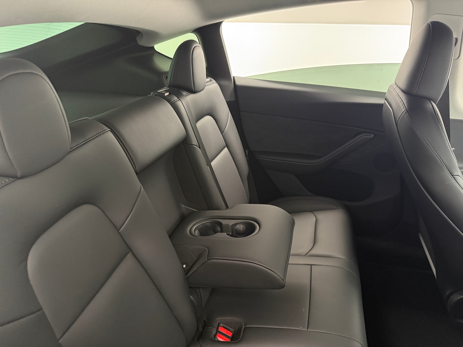 Thumbnail: 2023 Tesla Model Y - 4