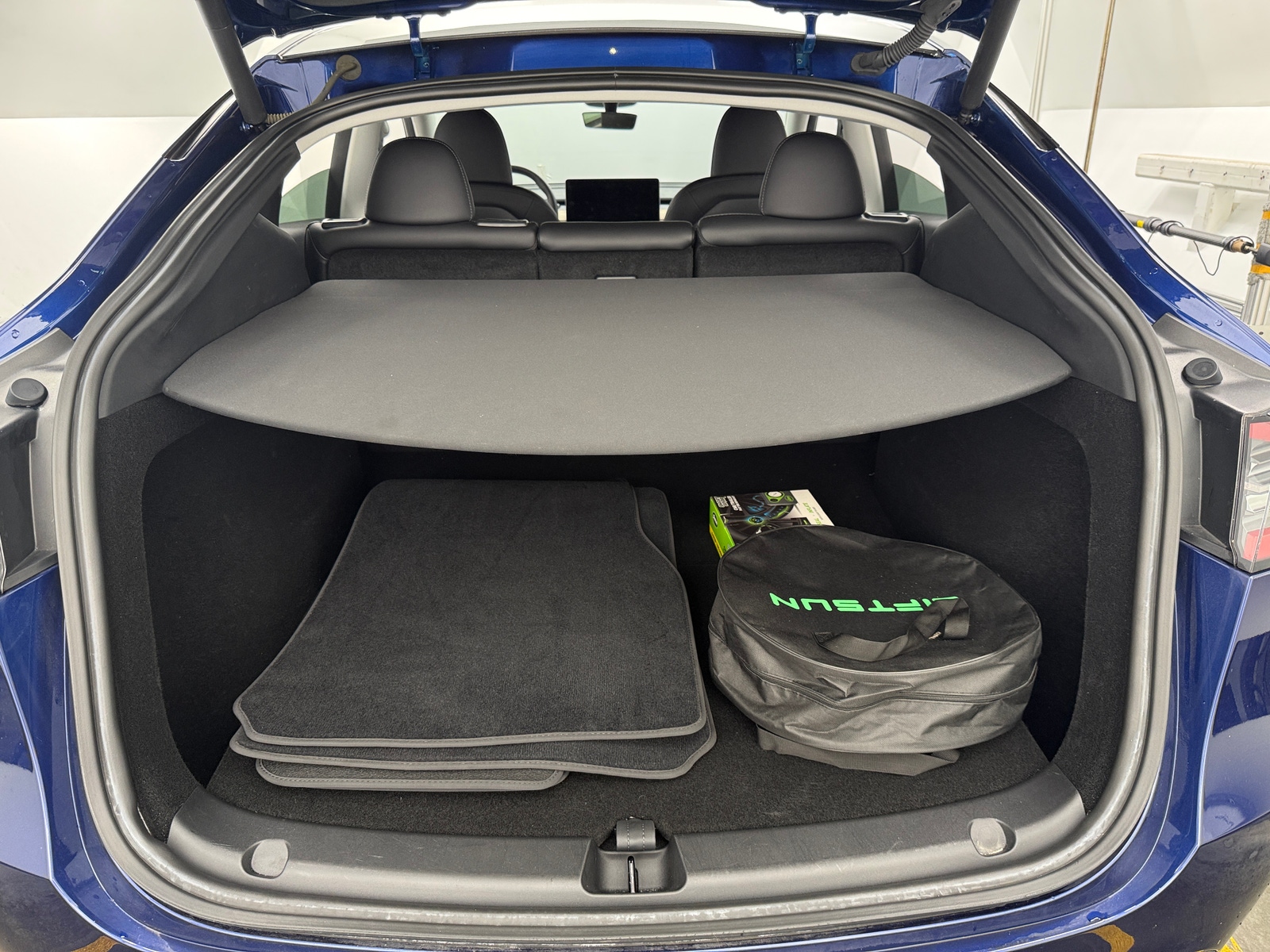 Thumbnail: 2023 Tesla Model Y - 5