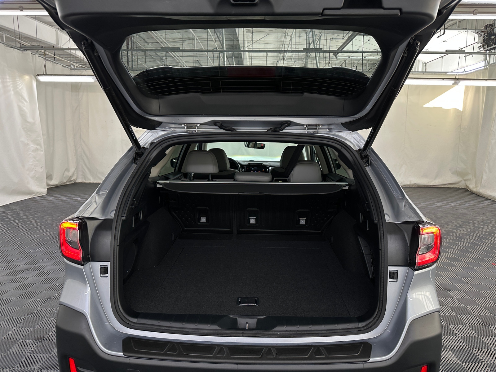 Thumbnail: 2022 Subaru Outback - 6