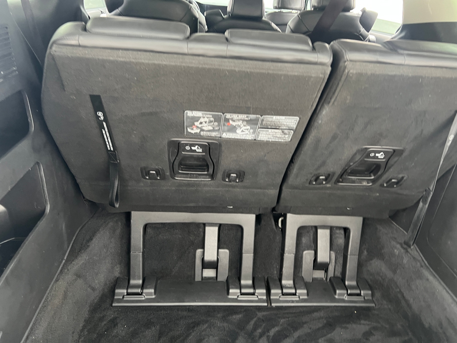 Thumbnail: 2022 Kia Carnival - 6