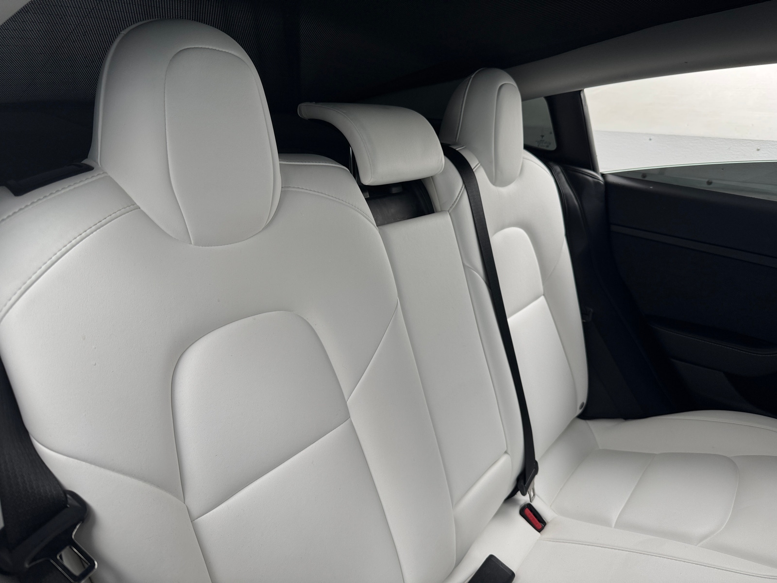 Thumbnail: 2022 Tesla Model 3 - 5