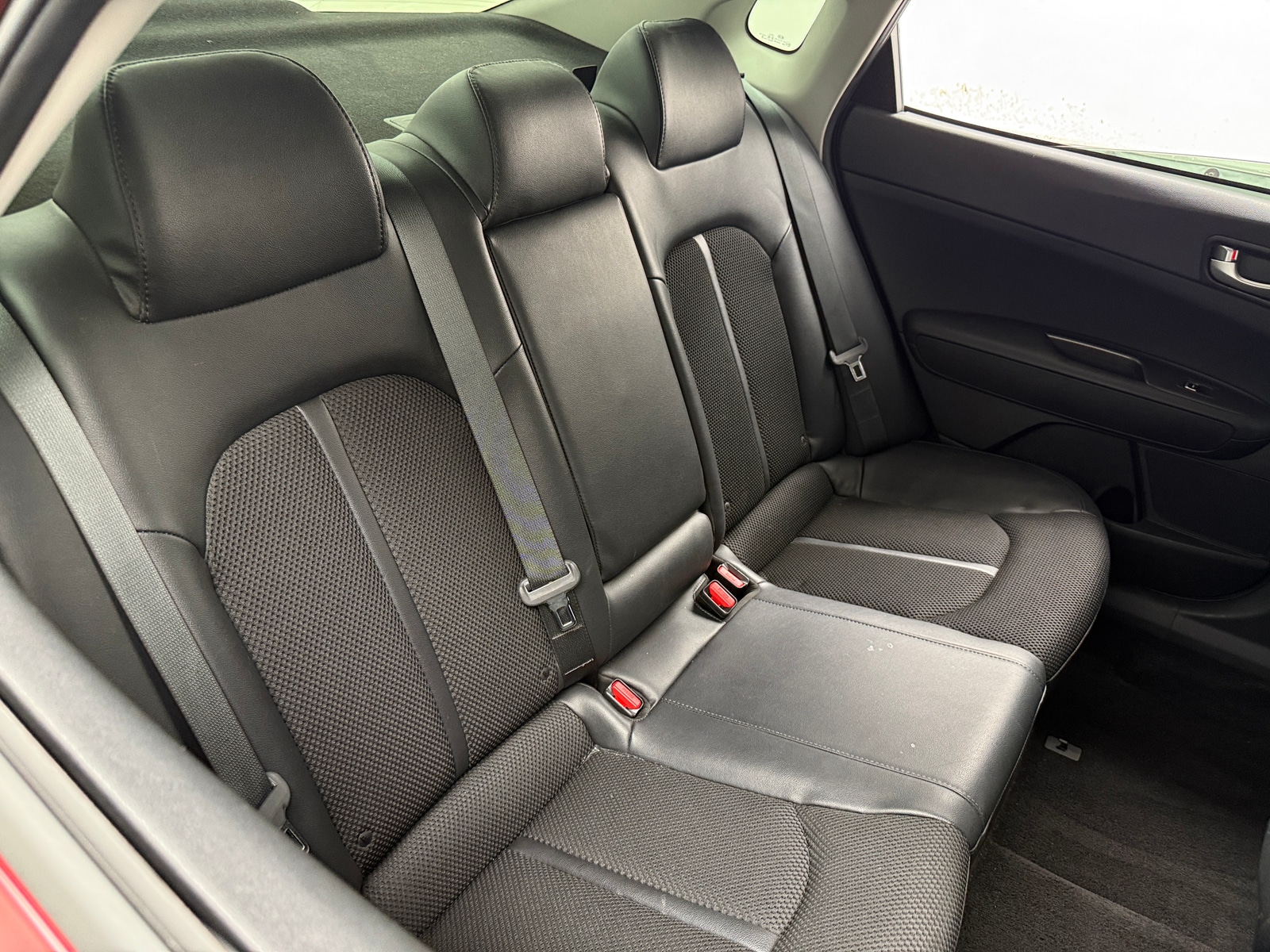 Thumbnail: 2019 Kia Optima - 5