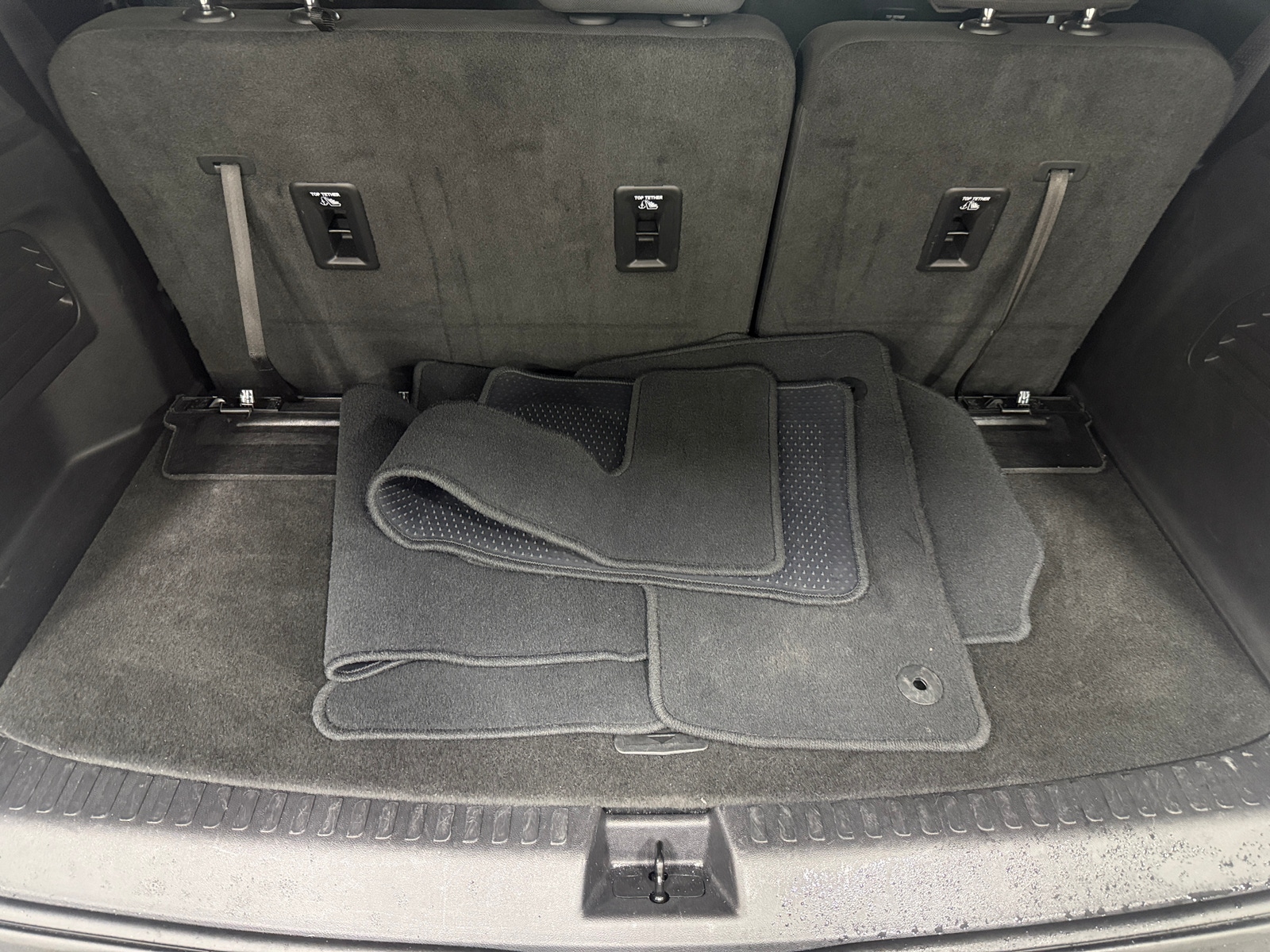 Thumbnail: 2025 GMC Acadia - 7