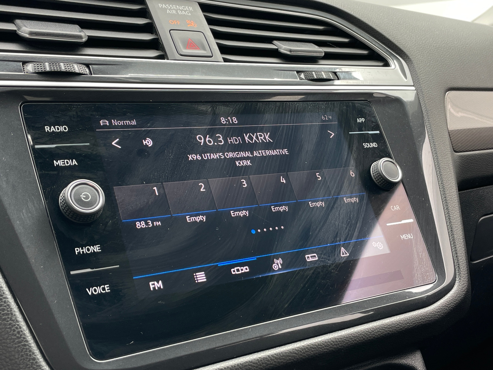 Thumbnail: 2024 Volkswagen Tiguan - 4