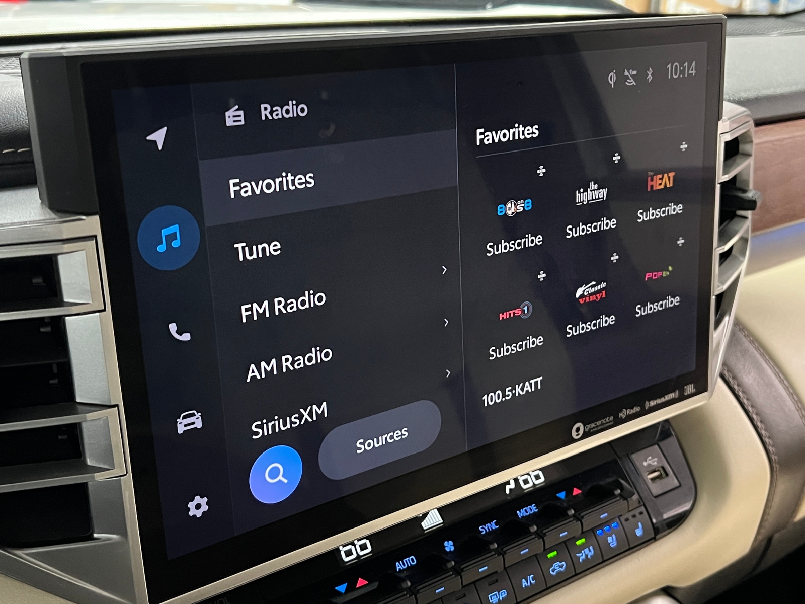 Thumbnail: 2023 Toyota Tundra - 3
