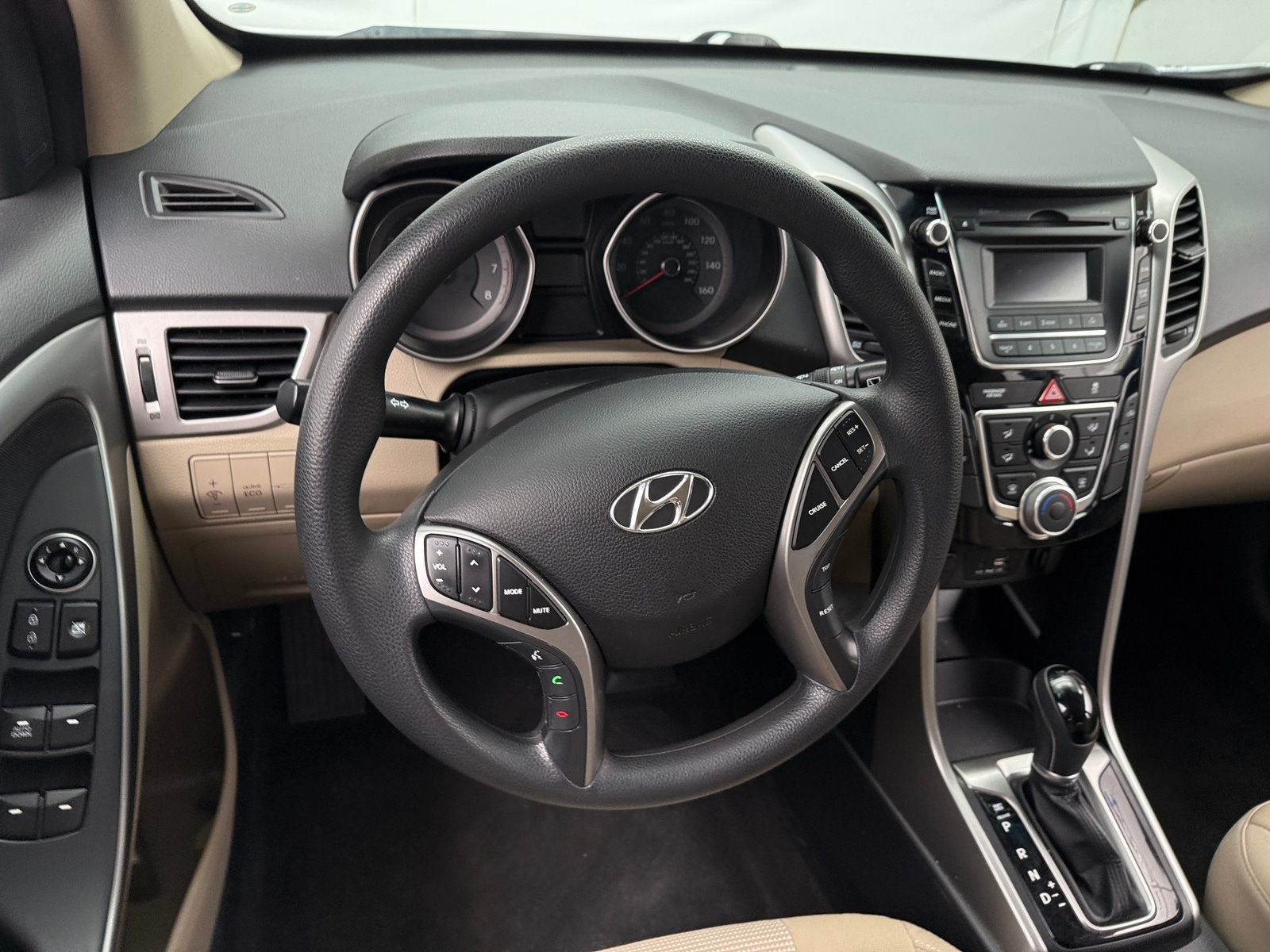 Thumbnail: 2017 Hyundai Elantra - 5