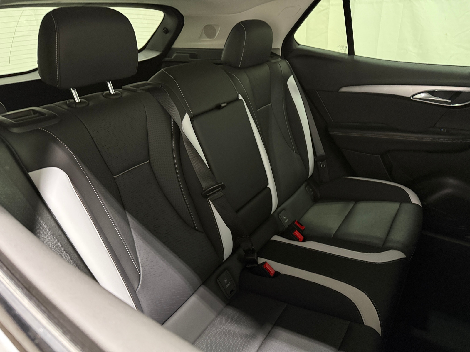 Thumbnail: 2024 Buick Envision - 5