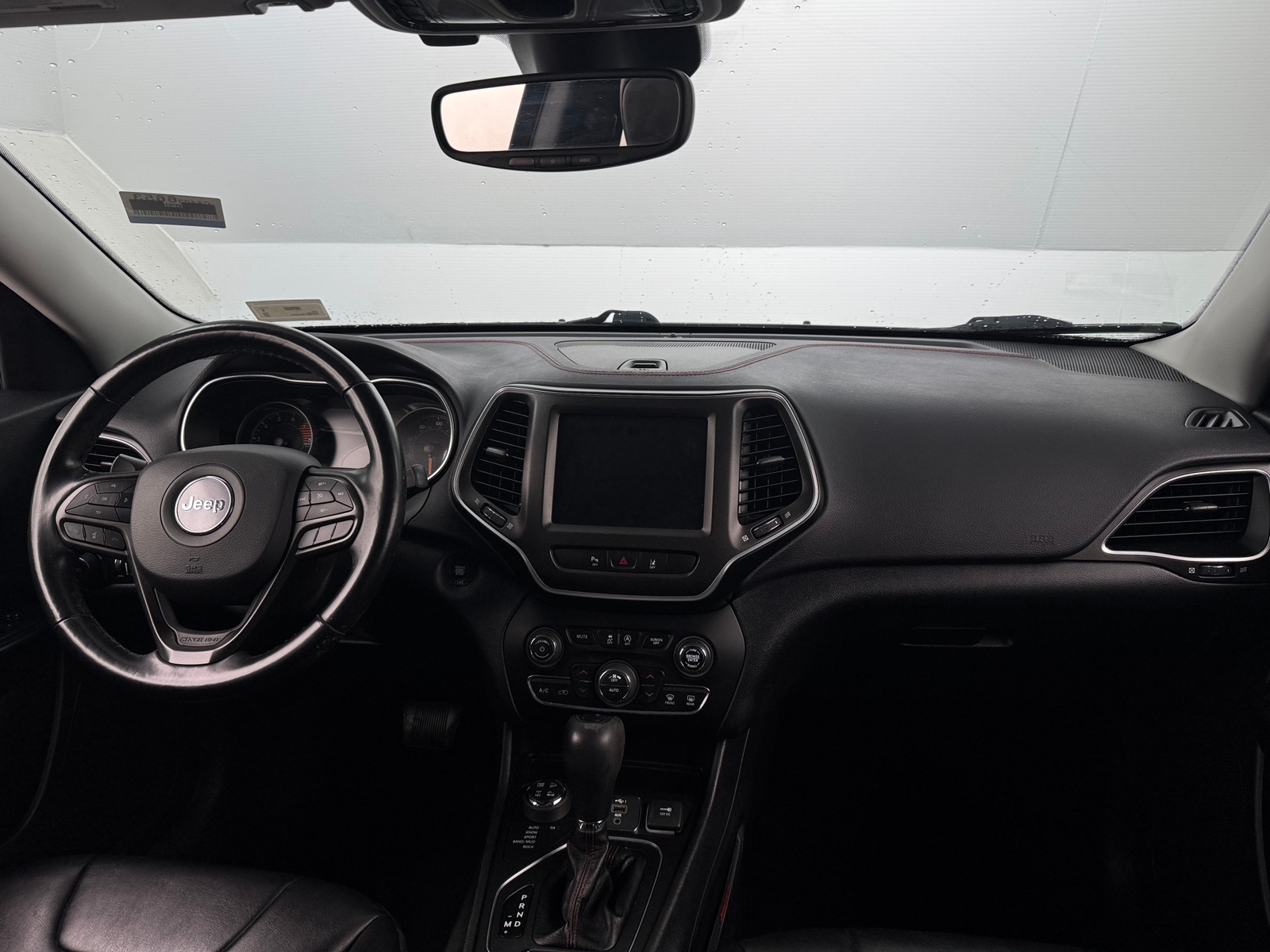 Thumbnail: 2021 Jeep Cherokee - 3