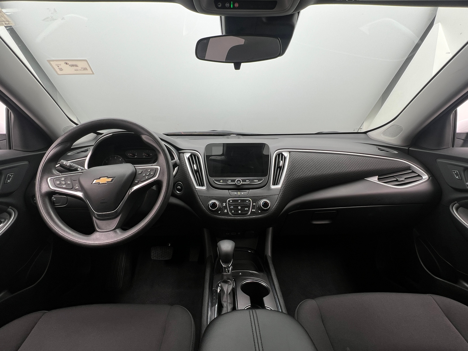 Thumbnail: 2023 Chevrolet Malibu - 3