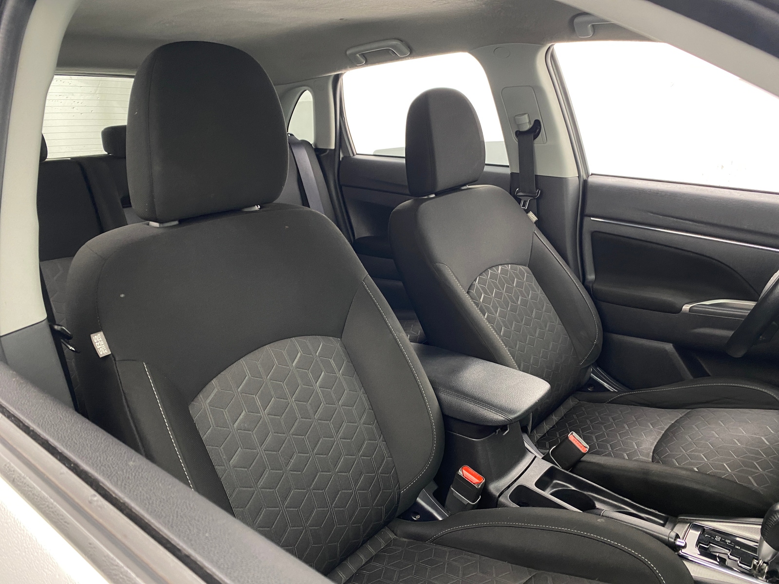 Thumbnail: 2021 Mitsubishi Outlander Sport - 2