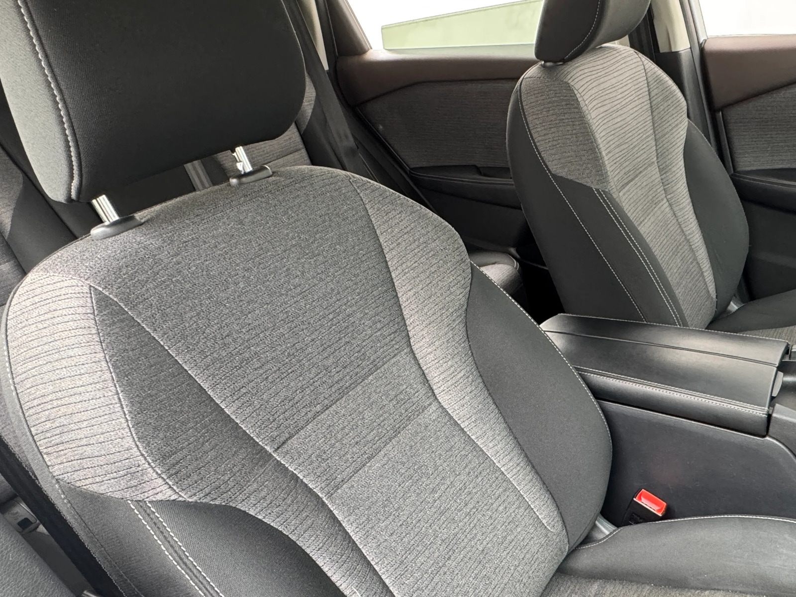 Thumbnail: 2022 Nissan Rogue - 2