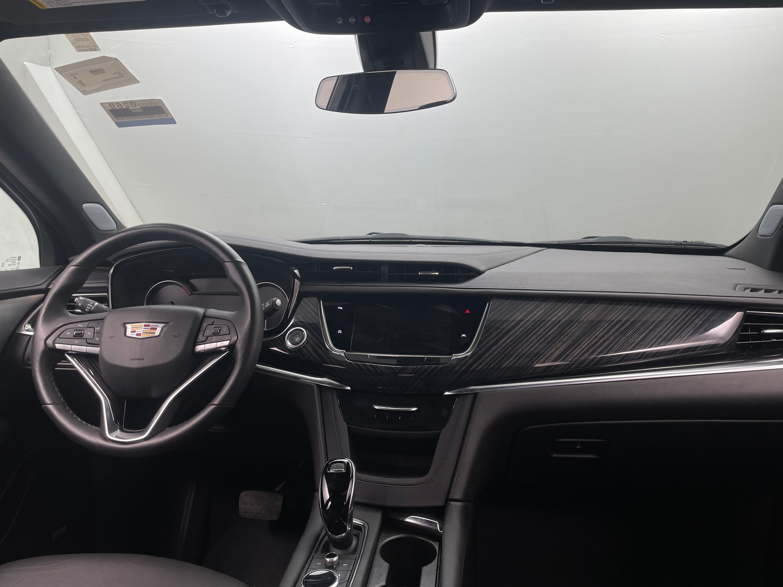 Thumbnail: 2025 Cadillac XT6 - 2