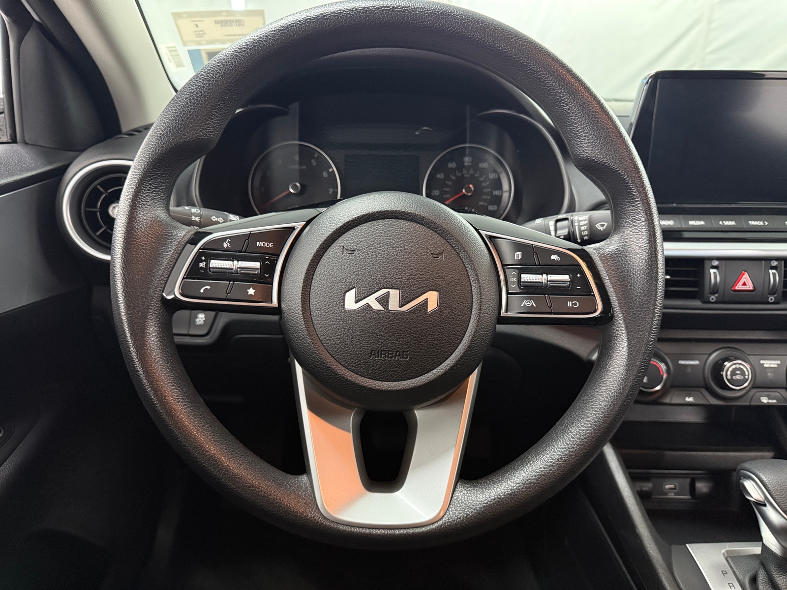 Thumbnail: 2024 Kia Forte - 5