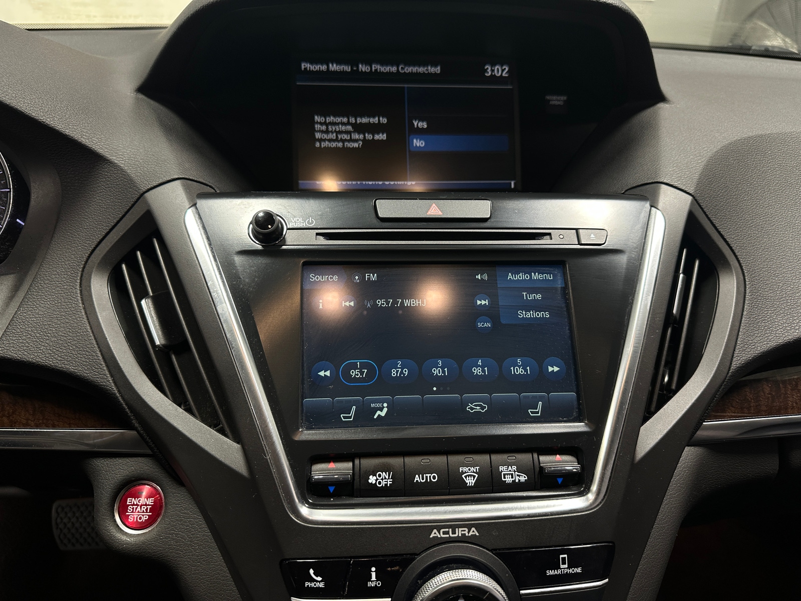 Thumbnail: 2019 Acura MDX - 3