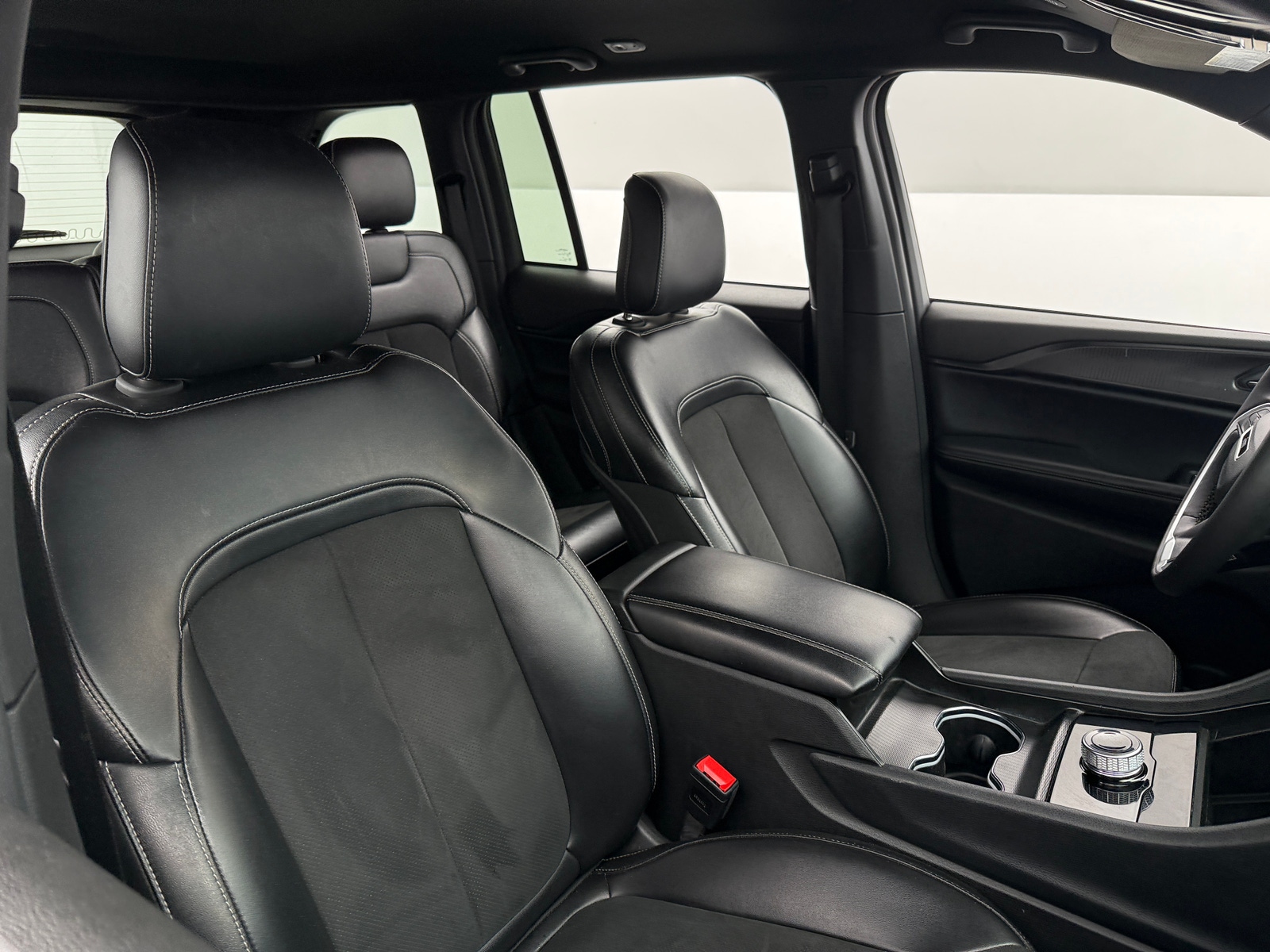 Thumbnail: 2024 Jeep Grand Cherokee - 2