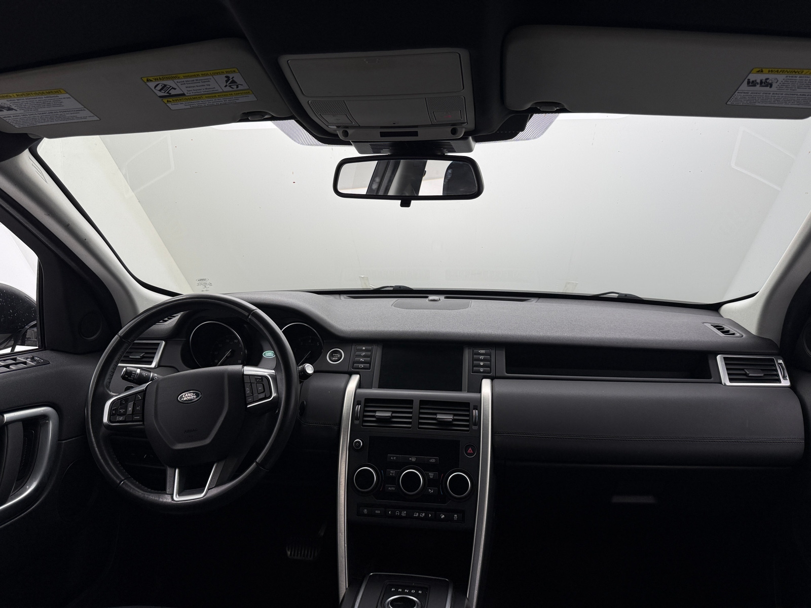 Thumbnail: 2018 Land Rover Discovery Sport - 2