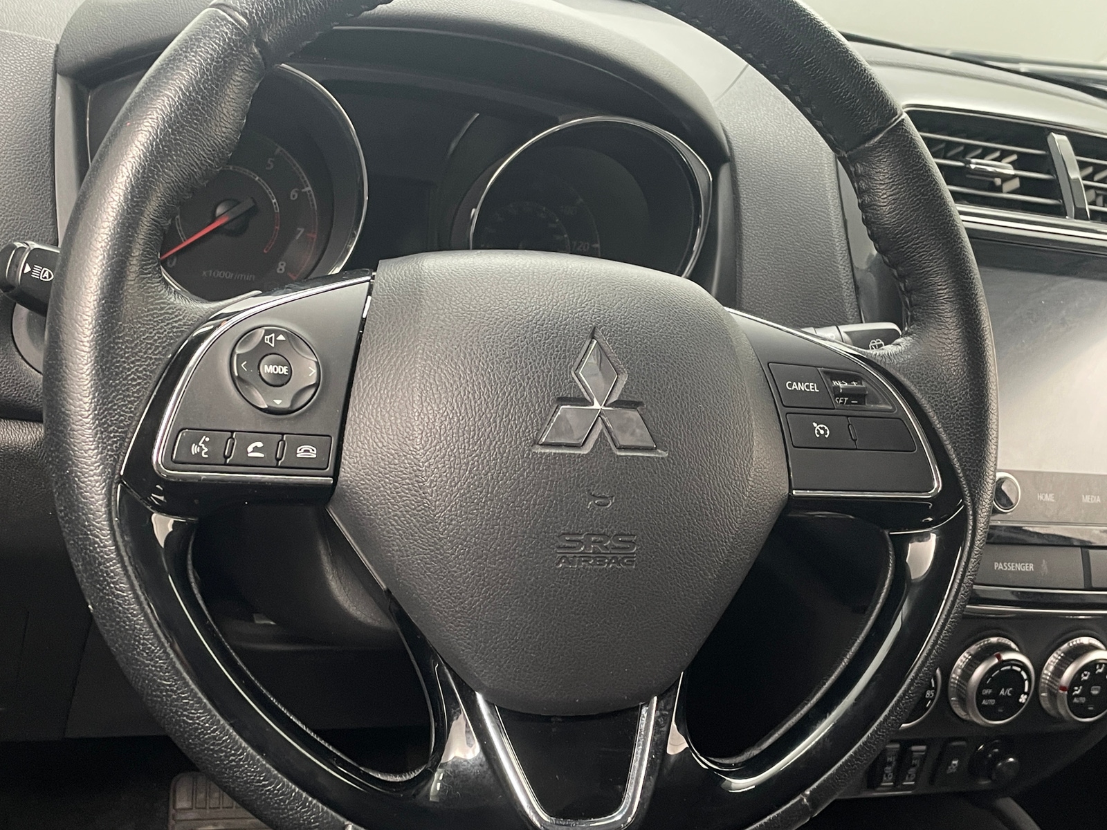 Thumbnail: 2024 Mitsubishi Outlander Sport - 4