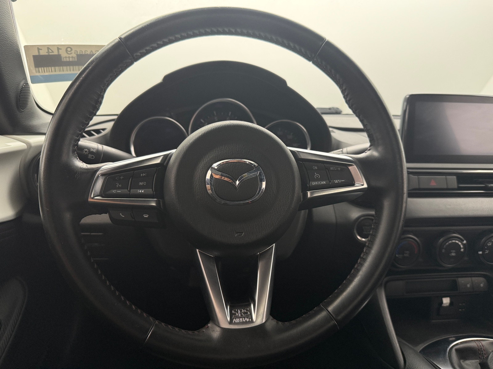 Thumbnail: 2019 Mazda MX-5 Miata - 4