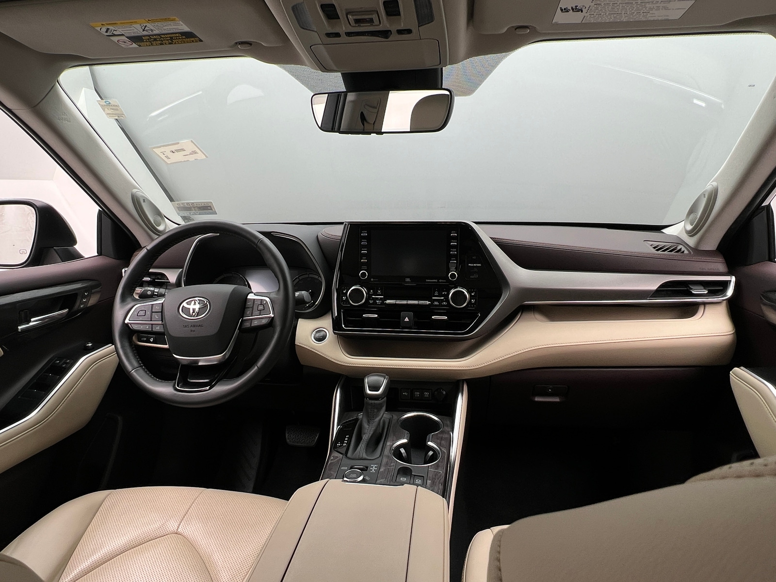 Thumbnail: 2020 Toyota Highlander - 2