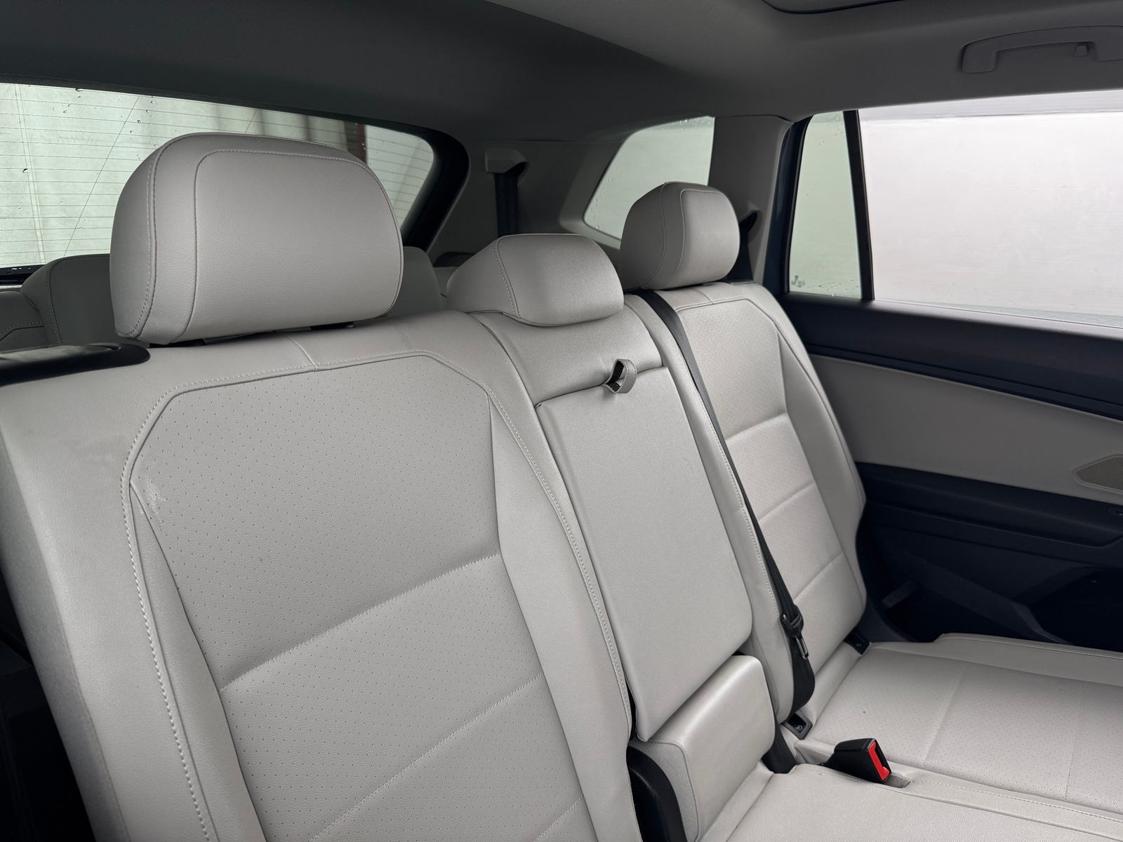 Thumbnail: 2020 Volkswagen Tiguan - 6