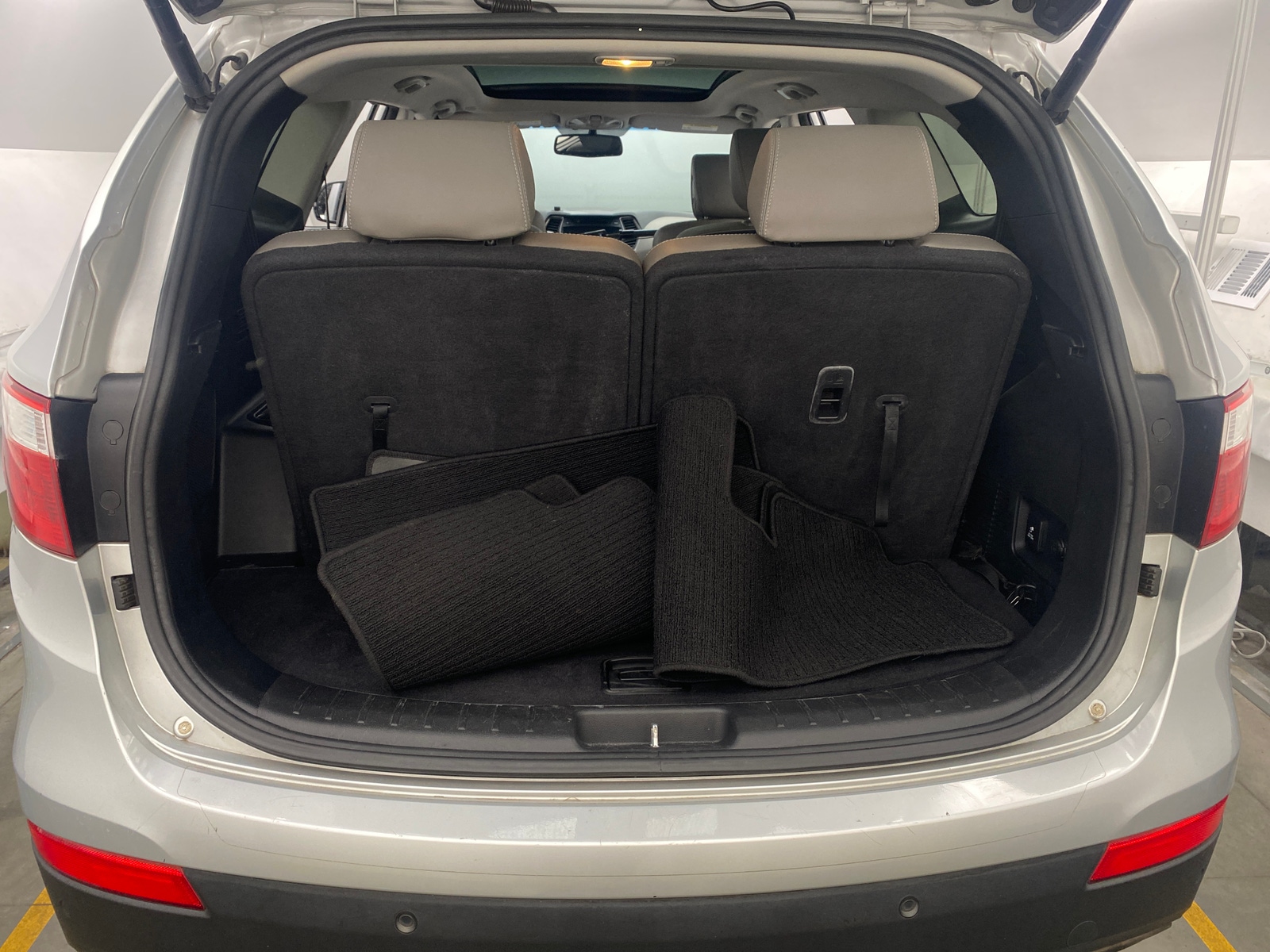 Thumbnail: 2014 Hyundai Santa Fe - 6